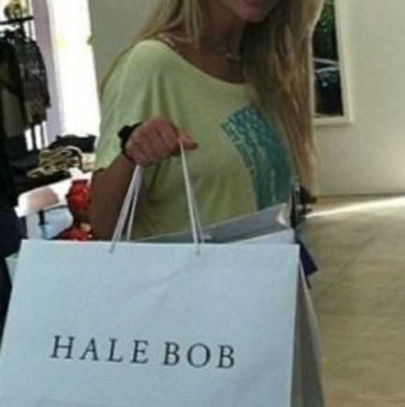 Britney Spears fav Designer Bob Hale Scarf - Picture 9 of 9